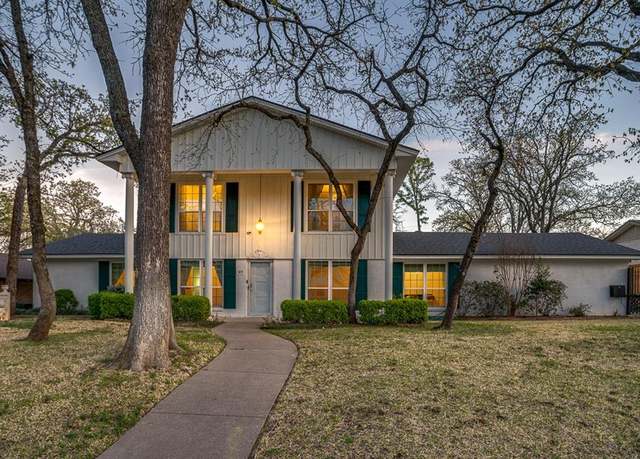 Property at 2617 Pin Oak Ln, Arlington, TX 76012, 4 beds, 2.5 baths