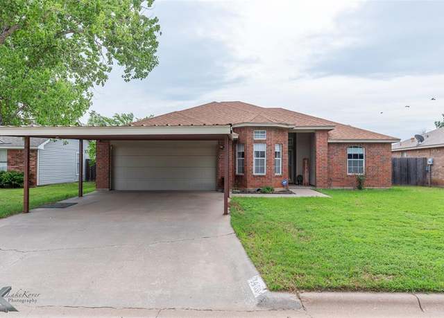 Property at 3909 Trinity Ln, Abilene, TX 79602, 3 beds, 2 baths