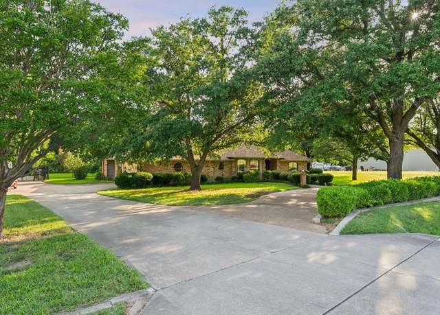 Property at 7423 Elman Ln, Azle, TX 76020, 3 beds, 2 baths