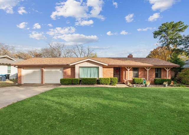 Property at 1955 Shelman Trl, Fort Worth, TX 76112, 3 beds, 2 baths