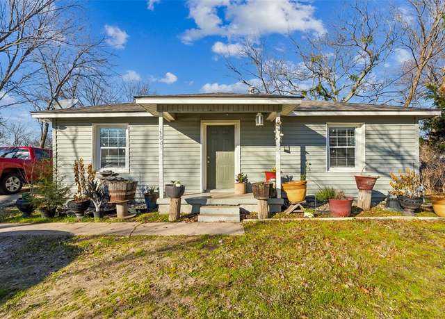 Property at 13001 Timothy Ln, Balch Springs, TX 75180, 3 beds, 1.5 baths