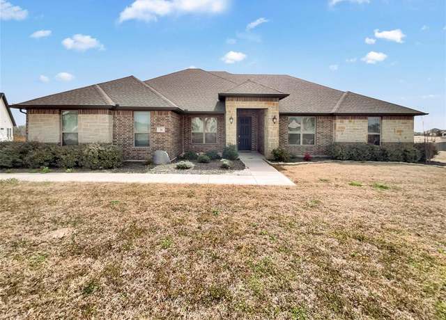 Property at 31 Reid Ct, Waxahachie, TX 75167, 4 beds, 2.5 baths