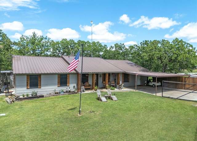 Property at 138 Selma Rd, Bowie, TX 76230, 5 beds, 2 baths