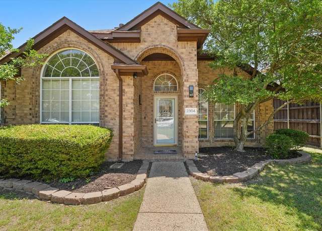Property at 2304 Dampton Dr, Plano, TX 75025, 4 beds, 2 baths