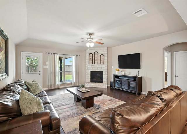 Property at 176 Pleasant Hill Ln, Fate, TX 75189, 3 beds, 2 baths
