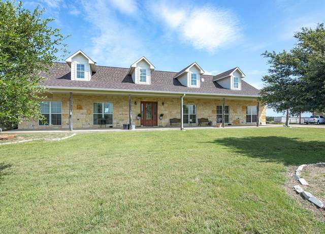 Property at 1019 Fm 85, Ennis, TX 75119, 4 beds, 3 baths