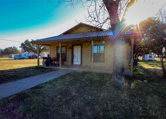 Property at 4607 Austin Ave, Brownwood, TX 76801, 3 beds, 2 baths