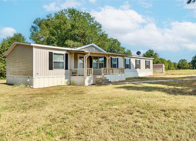 Property at 1004 County Road 2140, Detroit, TX 75436, 4 beds, 3 baths