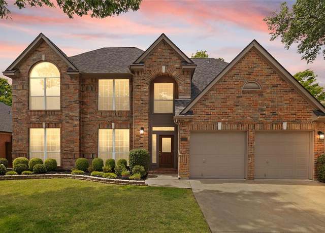 Property at 5618 Rachel Ct, Arlington, TX 76017, 4 beds, 2.5 baths