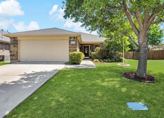 Property at 921 Lovebird Ln, Little Elm, TX 75068, 3 beds, 2 baths