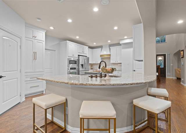 Property at 12480 Pond Cypress Ln, Frisco, TX 75035, 4 beds, 4 baths