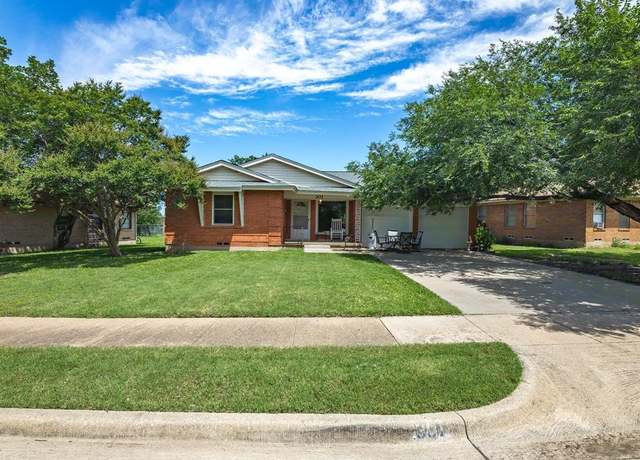 Property at 301 Redbud, Ferris, TX 75125, 3 beds, 1 bath