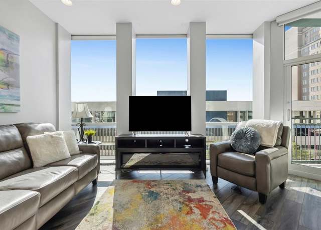 Property at 500 Throckmorton St #606, Fort Worth, TX 76102, 1 bed, 1 bath