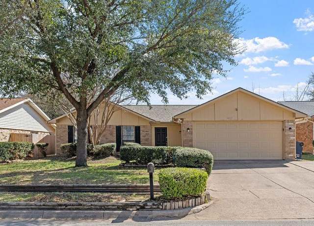Property at 4412 Campion Ln, Fort Worth, TX 76137, 3 beds, 2 baths