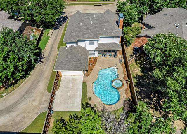 Property at 1457 Susan Ln, Carrollton, TX 75007, 4 beds, 2.5 baths