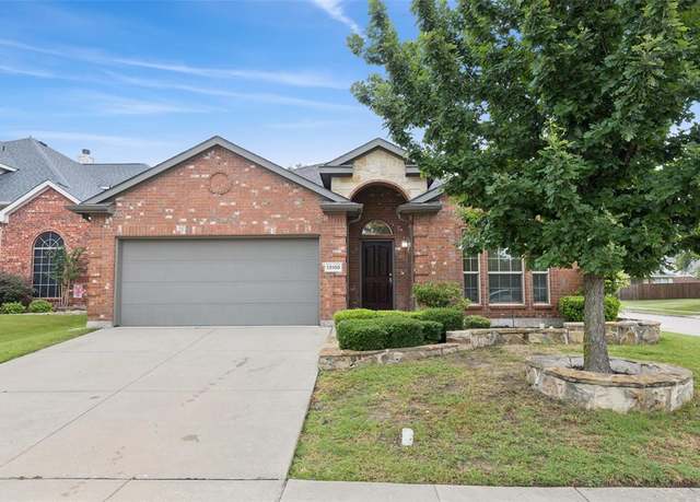 Property at 13100 Larks View Pt, Fort Worth, TX 76244, 3 beds, 2 baths