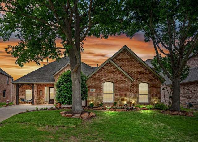 Property at 948 Nightingale Dr, Allen, TX 75013, 4 beds, 3 baths