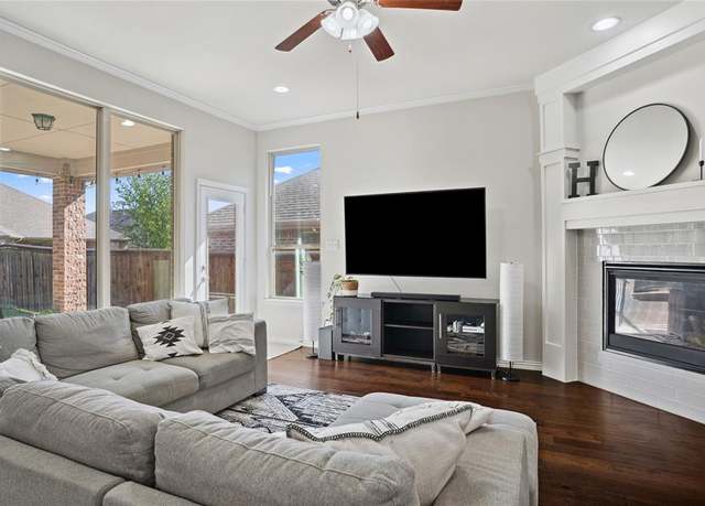Property at 1811 Morning Mist Way, Wylie, TX 75098, 4 beds, 3 baths