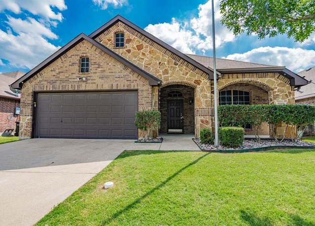 Property at 127 Wandering Dr, Forney, TX 75126, 4 beds, 2 baths