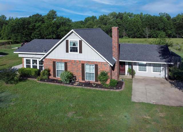 Property at 16809 County Road 4105, Lindale, TX 75771, 4 beds, 2 baths
