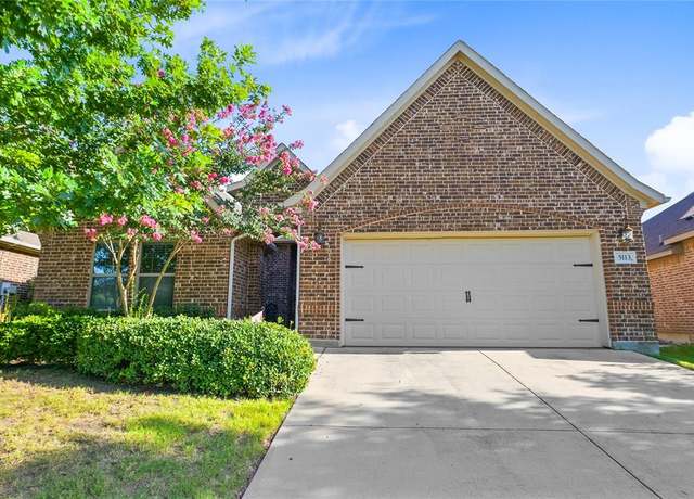 Property at 5113 Concho Valley Trl, Fort Worth, TX 76126, 4 beds, 3 baths