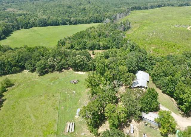 Property at 782 N 4830 Rd, Fort Towson, OK 74735, 5 beds, 3 baths