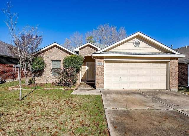 Property at 9840 Willowick Ave, Fort Worth, TX 76108, 3 beds, 2 baths