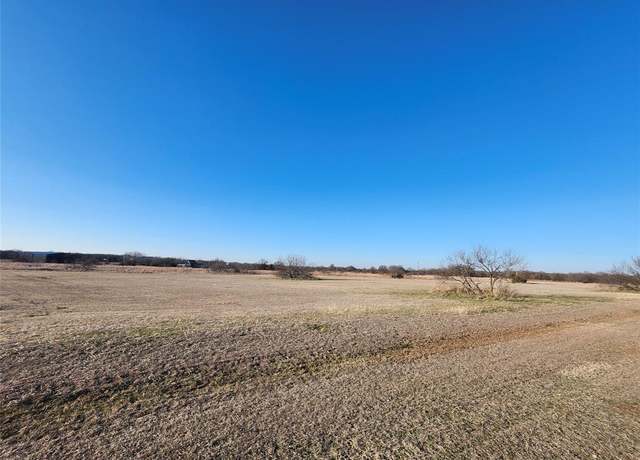 Property at 188 Nocona Dr, Nocona, TX 76255