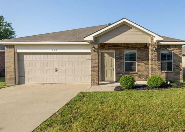Property at 121 Mitchell Cir, Terrell, TX 75160, 3 beds, 2 baths