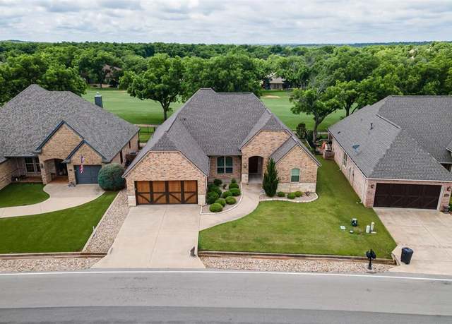 Property at 5807 Pebble Beach Dr, Granbury, TX 76049, 3 beds, 2 baths