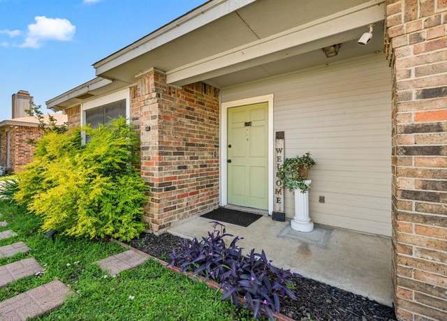 Property at 5714 Westchase Dr, North Richland Hills, TX 76180, 2 beds, 2 baths