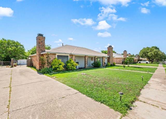 Property at 5714 Westchase Dr, North Richland Hills, TX 76180, 2 beds, 2 baths