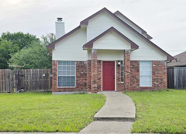 Property at 510 E Stone Cir, Wylie, TX 75098, 3 beds, 2 baths