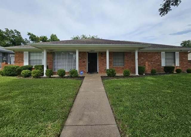 Property at 1601 Meadow Lane Ter, Fort Worth, TX 76112, 3 beds, 2.5 baths