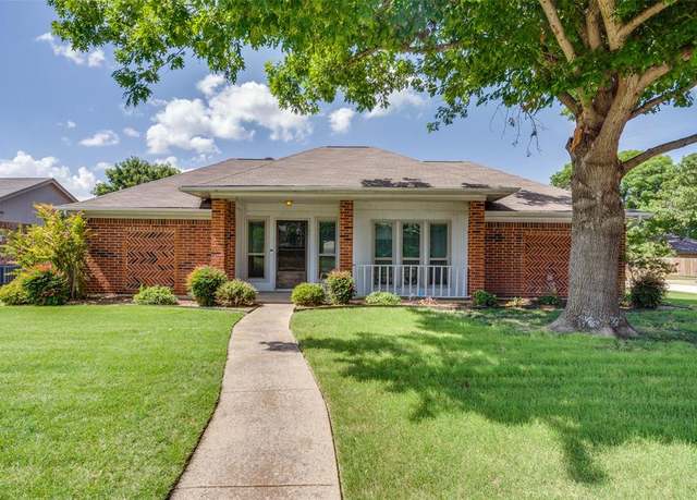 Property at 1301 Colmar Dr, Plano, TX 75023, 4 beds, 2 baths