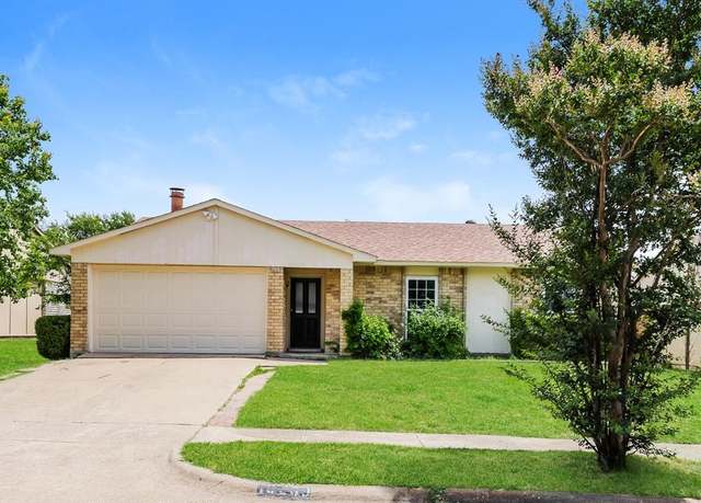 Property at 10209 China Tree Dr, Dallas, TX 75249, 3 beds, 2 baths