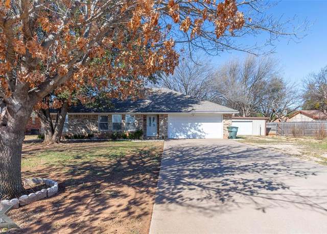 Property at 5034 Canyon Rock Rd, Abilene, TX 79606, 3 beds, 2 baths