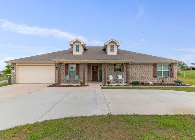 Property at 239 Springwood Ranch Loop, Springtown, TX 76082, 4 beds, 2 baths