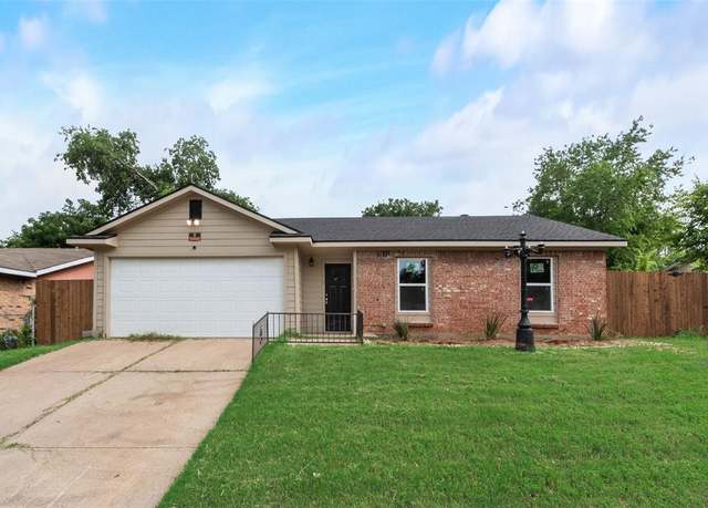 Property at 4505 Pecos St, Fort Worth, TX 76119, 3 beds, 1.5 baths