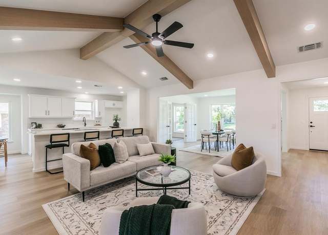 Property at 2505 Kelsey Dr, Plano, TX 75075, 3 beds, 2.5 baths