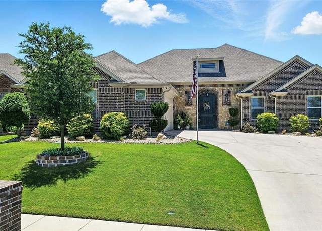 Property at 6513 Deer Horn Dr, Fort Worth, TX 76179, 5 beds, 2 baths