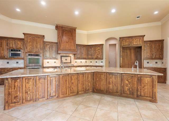 Property at 1115 Navarro Dr, Allen, TX 75013, 4 beds, 3.5 baths