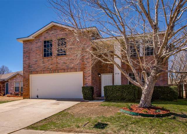 Property at 8750 Fox Meadow Way, Fort Worth, TX 76123, 3 beds, 2.5 baths