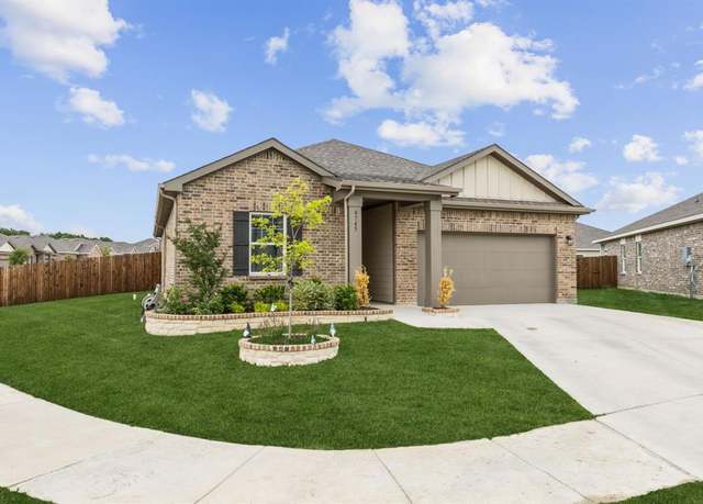 Property at 4745 Swan Neck Dr, Fort Worth, TX 76179, 3 beds, 2 baths
