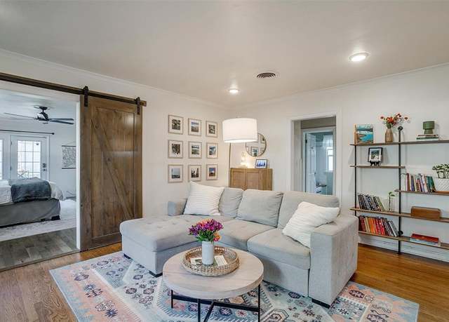 Property at 4216 Curzon Ave, Fort Worth, TX 76107, 3 beds, 2 baths