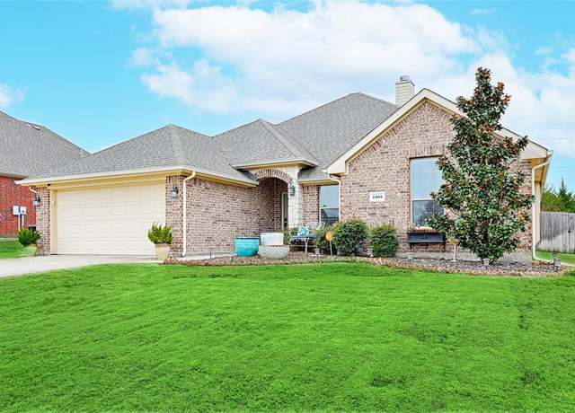 Property at 1105 Ethan Dr, Greenville, TX 75402, 4 beds, 2 baths