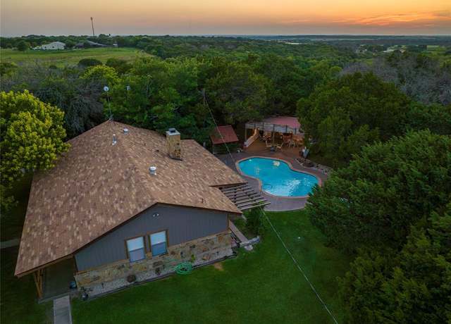 Property at 801 Prachyl Rd, Weatherford, TX 76087, 3 beds, 2 baths