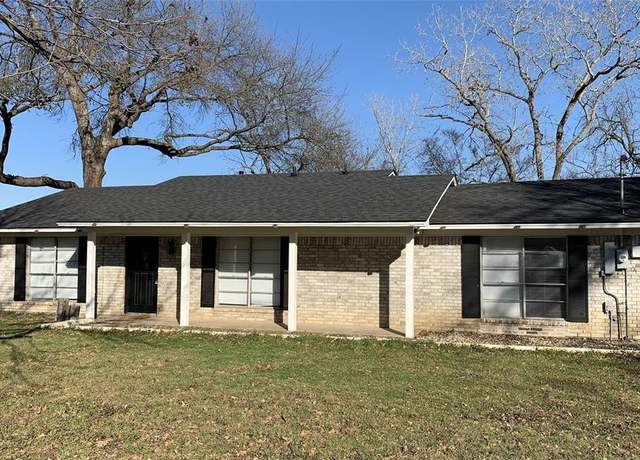 Property at 301 Dena Ln, Krugerville, TX 76227, 3 beds, 1.5 baths