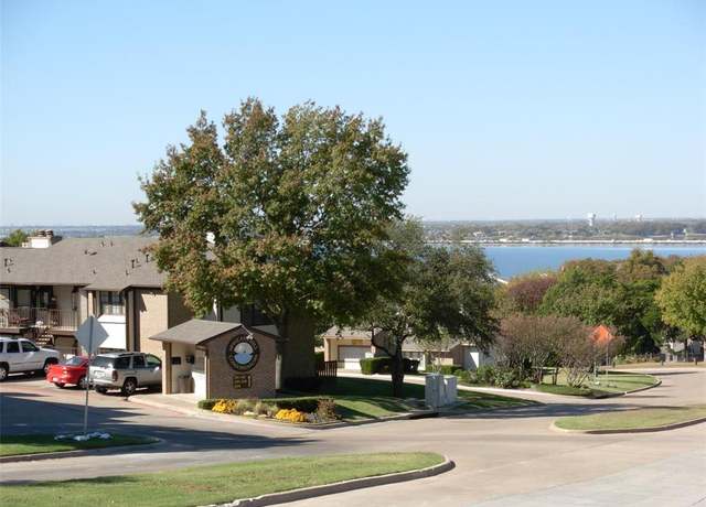 Property at 174 Henry M Chandler Dr, Rockwall, TX 75032, 2 beds, 2 baths