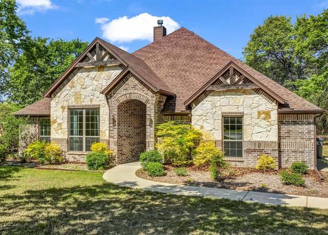 Property at 319 Timbers Cir, Poolville, TX 76487, 4 beds, 2 baths